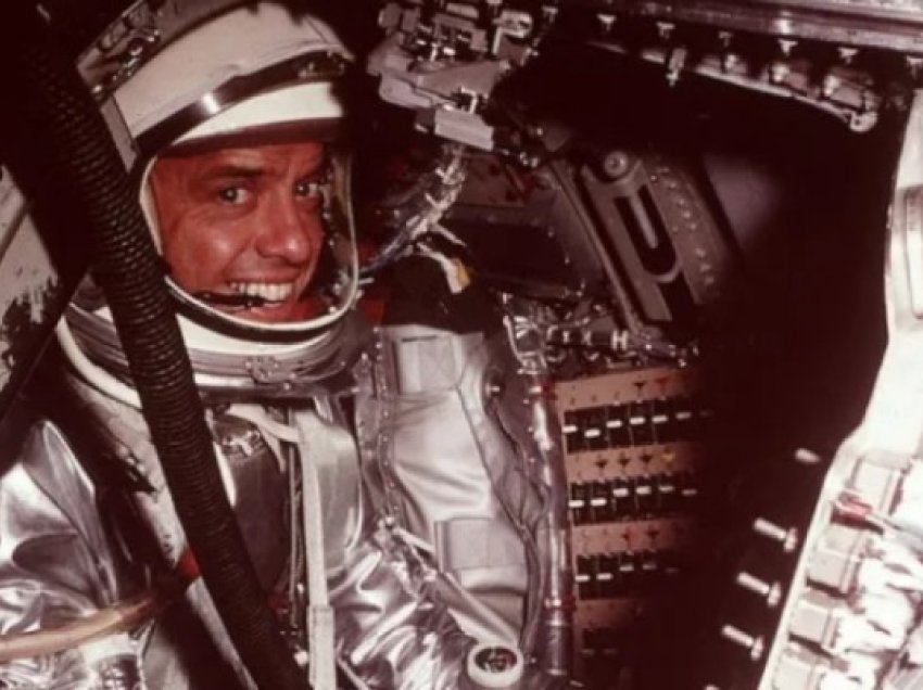 Amerikani i parë në hapësirë