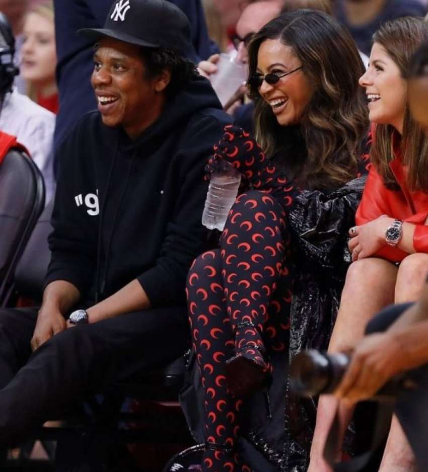 Image result for Beyonce dhe Jay-Z shijojnÃ« njÃ« ndeshje basketbolli