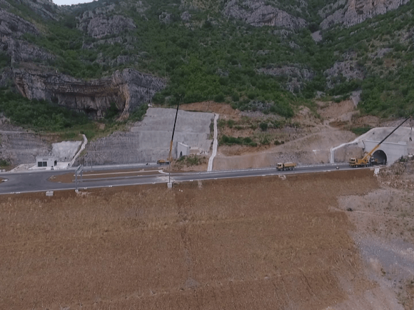 Rruga që ‘po fundos’ Malin e Zi/ Ende pa zgjidhje për kredinë 1 miliardë dollarë që dha Kina