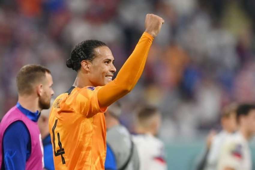 Holanda  tre ndeshje larg lavdisë