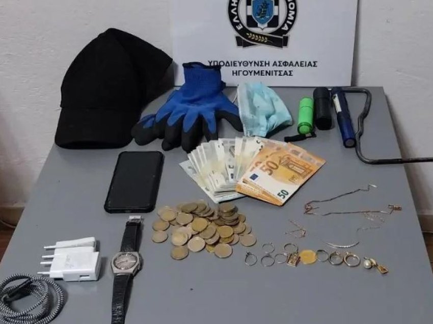 Dyshohet për 7 vjedhje në Greqi, arrestohet ‘skifteri’ shqiptar që bënte kërdinë në vendin fqinj