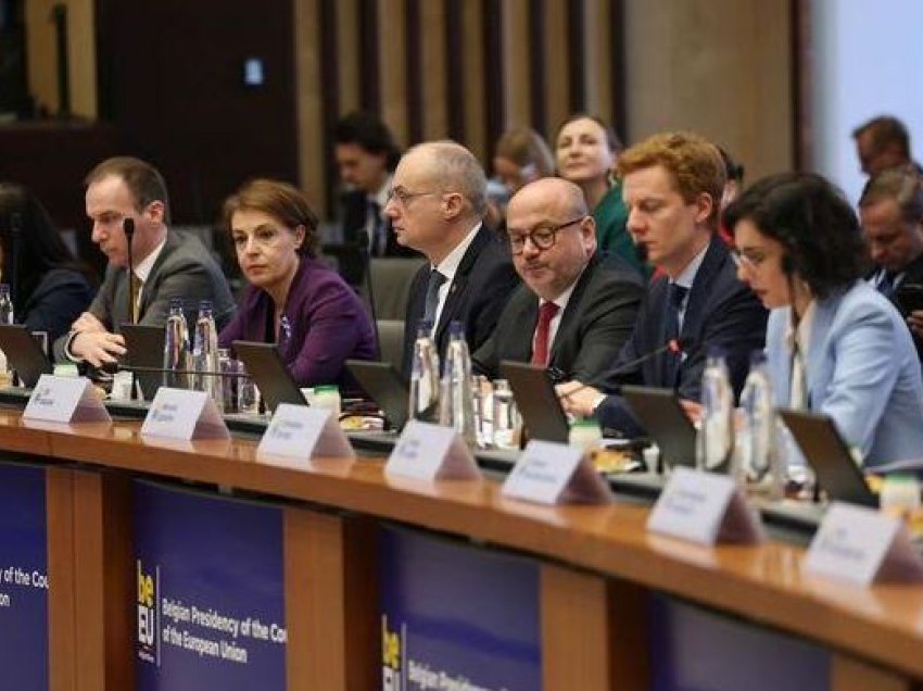 Gërvalla para Ministrave të Jashtëm dhe atyre për Evropë të BE-së: Kosova lidere në Ballkan në luftimin e korrupsionit