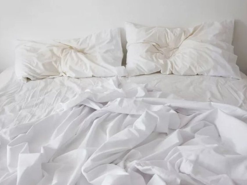 Sekssomnia, një çrregullim i gjumit, mund të ketë ‘pasoja ligjore’