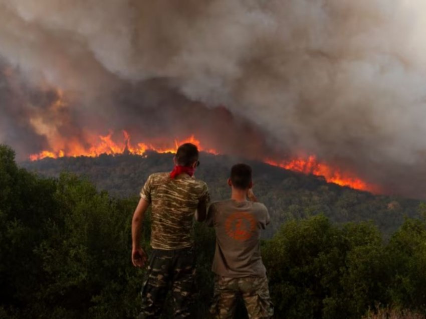 Greqia shton kapacitetet për të luftuar zjarret masive