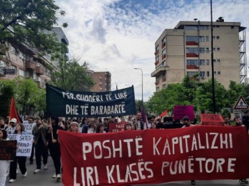 ​Aktivistë nga Kolektivi Feminist marshojnë për Ditën e Punës