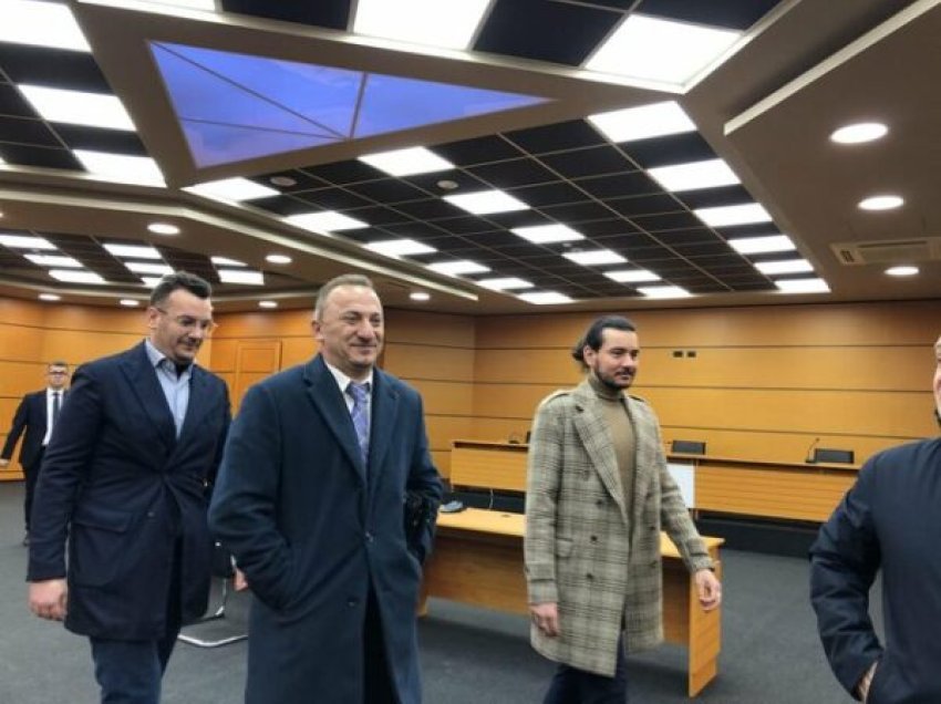 Komisioneri Publik kërkon shkarkimin e prokurorit Valentin Preçi