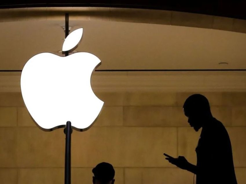 Apple përjeton rënien më të madhe të shitjeve për një vit