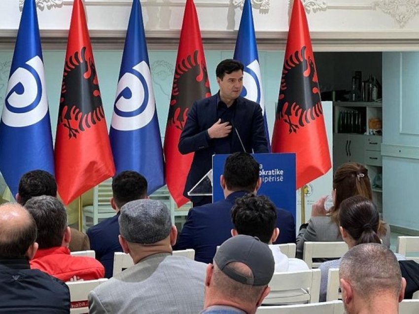 Basha shpërthen ndaj qeverisë: Mburren me 10 milionë turistë, me shqiptarë të larguar që vijnë të vizitojnë familjet e tyre