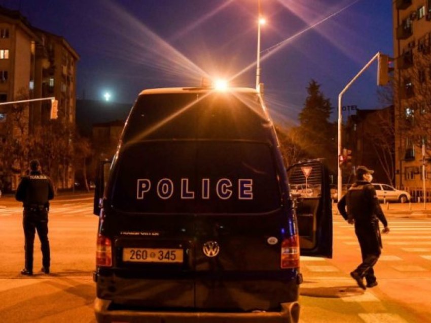 Një i mitur nga Shkupi denoncohet për dhunë ndaj nënës dhe vëllait të tij