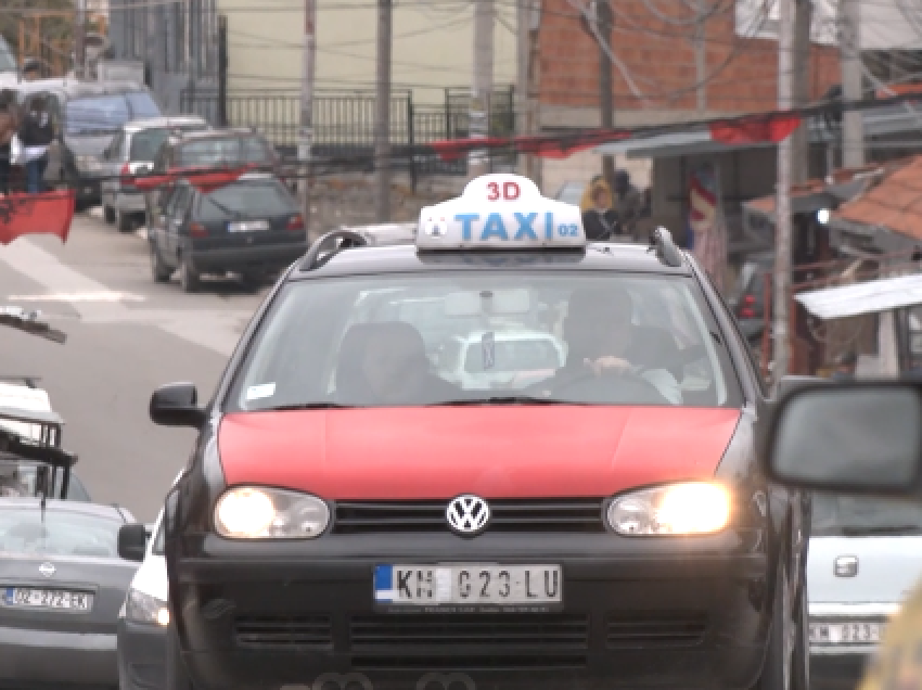 Qytetarët serb në veri flasin pas thirrjeve të Qeverisë për pajisje me patentë shofer RKS