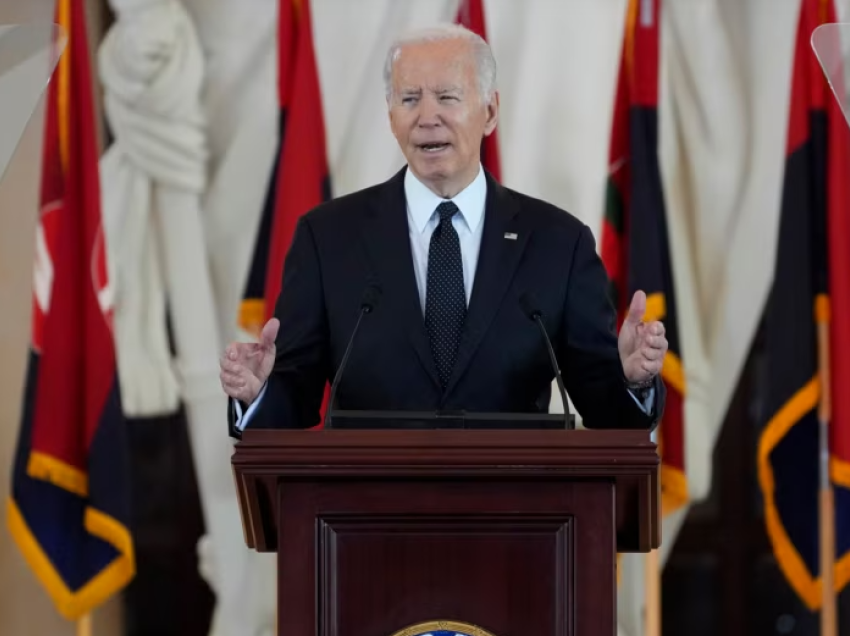 Presidenti Biden dënon rritjen e antisemitizmit
