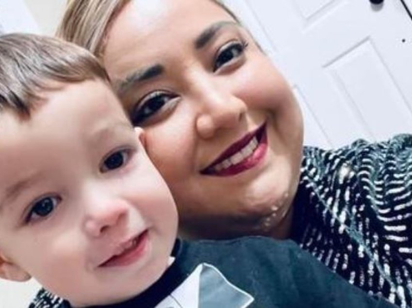 Mamaja detyron të birin 3-vjeçar për t’i thënë lamtumirë babait para se ta vriste dhe më pas të qëllojë veten