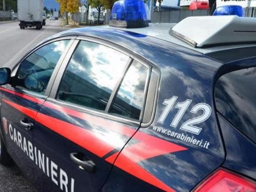 Goditën me thikë bashkatdhetarin e tyre, arrestohen dy vëllezër shqiptarë në Itali për tentativë vrasjeje