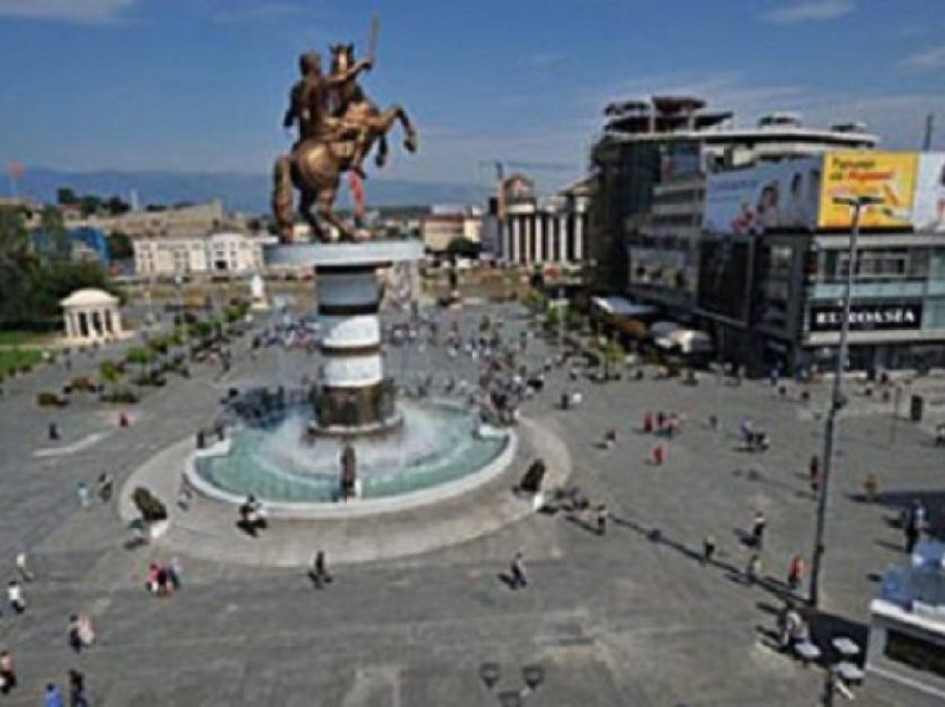 Njoftimi i borxhit të Maqedonisë me një miliard euro është një lëvizje shqetësuese për ekspertët